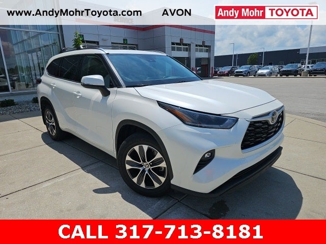 Used 2021 Toyota Highlander XLE with VIN 5TDGZRBH5MS117801 for sale in Avon, IN